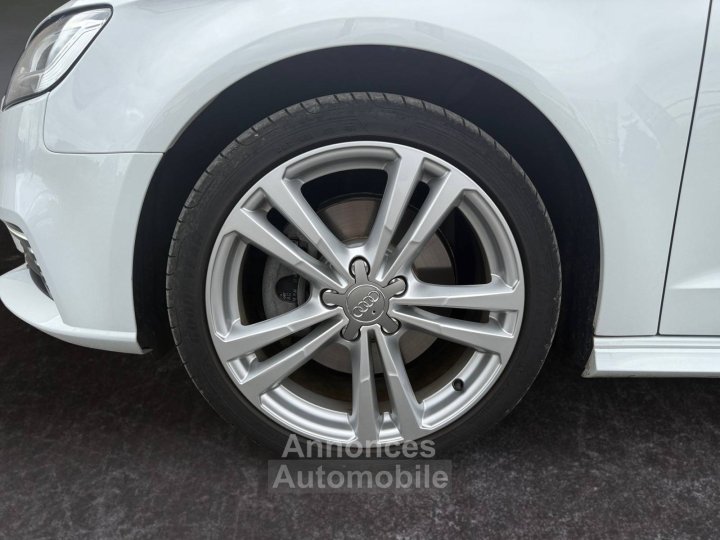 Audi A3 14 TFSI e-tron 204ch S line S tronic 6 – Faible km / Réseau / CarPlay / Hybride Rechargeable - 14