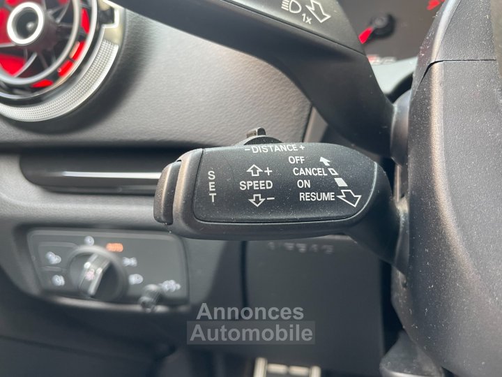 Audi RS3 SPORTBACK 25 TFSI 367 Quattro S tronic 7 / FULL ENTRETIEN / TOIT OUVRANT / SIEGES CHAUFFANTS - 25