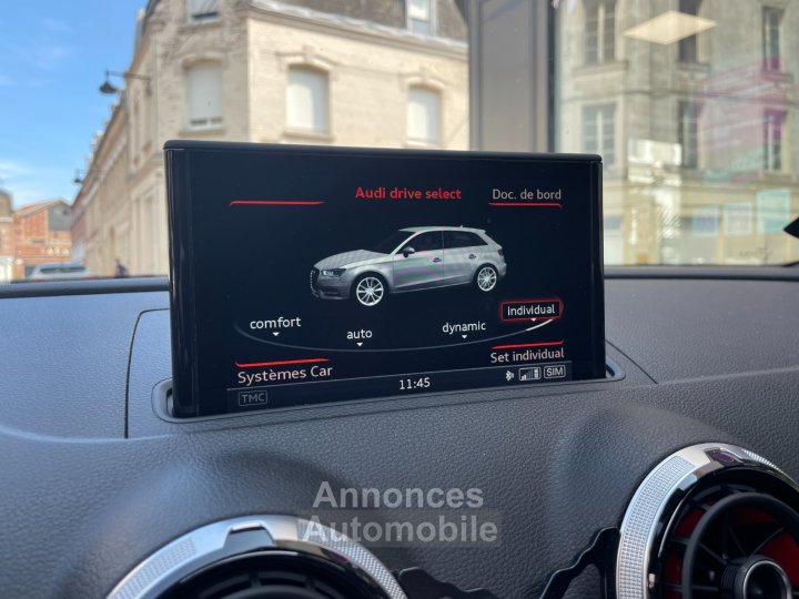 Audi RS3 SPORTBACK 25 TFSI 367 Quattro S tronic 7 / FULL ENTRETIEN / TOIT OUVRANT / SIEGES CHAUFFANTS - 28