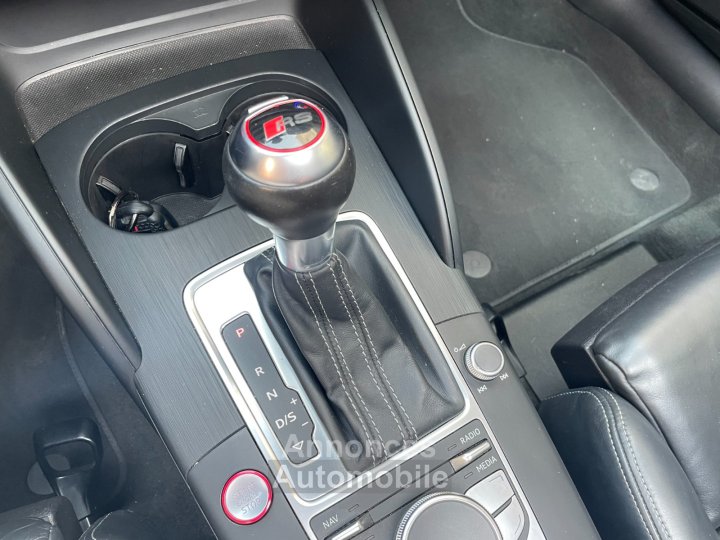 Audi RS3 SPORTBACK 25 TFSI 367 Quattro S tronic 7 / FULL ENTRETIEN / TOIT OUVRANT / SIEGES CHAUFFANTS - 36