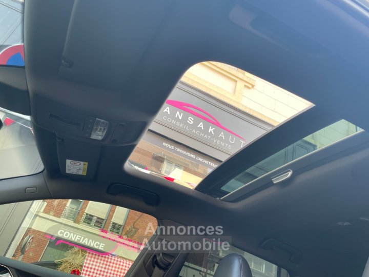 Audi RS3 SPORTBACK 25 TFSI 367 Quattro S tronic 7 / FULL ENTRETIEN / TOIT OUVRANT / SIEGES CHAUFFANTS - 42