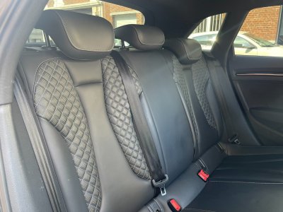 Audi RS3 SPORTBACK 25 TFSI 367 Quattro S tronic 7 / FULL ENTRETIEN / TOIT OUVRANT / SIEGES CHAUFFANTS   - 49