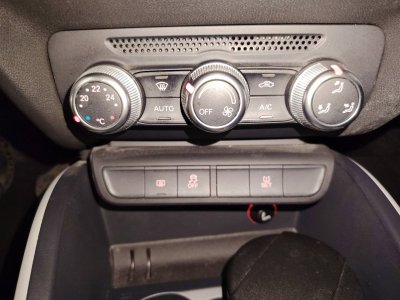 Audi A1  12 TFSI 86ch Ambition   - 17