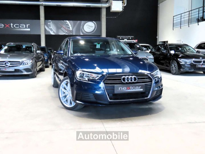 Audi A3 Sportback 30TDi STronic - 2