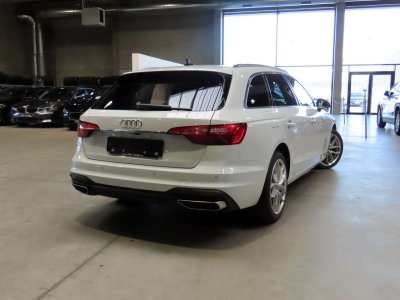 Audi A4 Avant 35TDi STRONIC   - 3