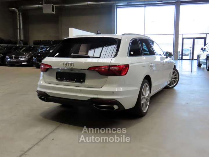 Audi A4 Avant 35TDi STRONIC - 3