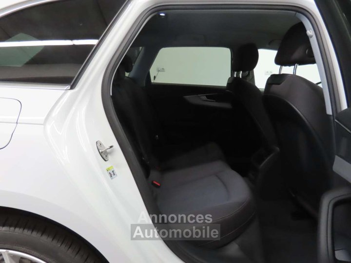 Audi A4 Avant 35TDi STRONIC - 6