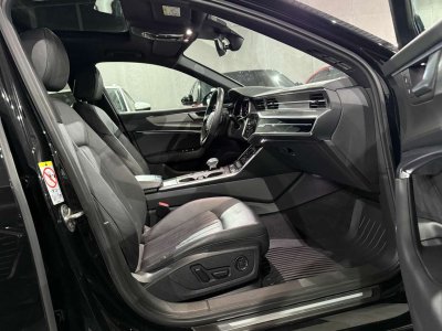 Audi A6 40 TDi Shadow Look Sport 1e Main Etat Neuf   - 8