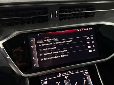 Audi A6 40 TDi Shadow Look Sport 1e Main Etat Neuf   - 13