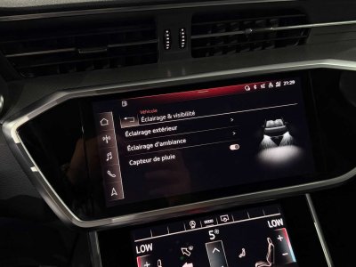 Audi A6 40 TDi Shadow Look Sport 1e Main Etat Neuf   - 14