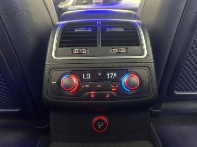 Audi A6 Allroad III 30 V6 TDI 218 quattro S tronic 7   - 40