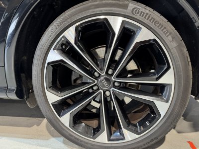 Audi SQ5 (2) V6 30 TDI 347 quattro tiptronic 8 Attelage   - 33