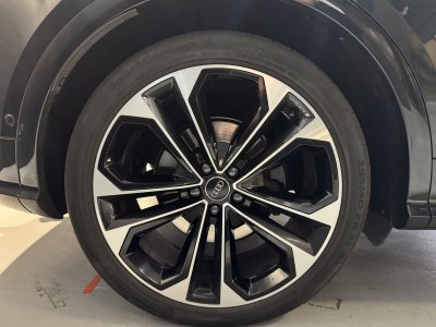 Audi SQ5 (2) V6 30 TDI 347 quattro tiptronic 8 Attelage   - 36