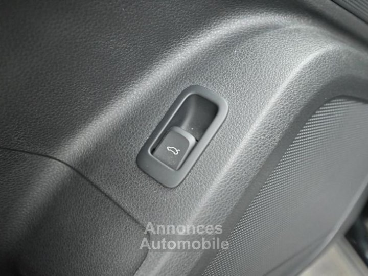 Audi Q2 35 TDI 150 BVM6 S line - 34