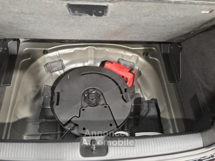 Audi Q2 35 TDI 150 BVM6 S line - 39