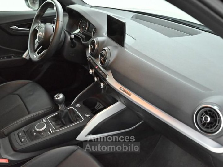Audi Q2 35 TDI 150 BVM6 S line - 40