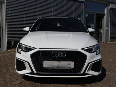 Audi A3 Sportback 40 TFSIe S line PANO MATRIX B&O RFK   - 2