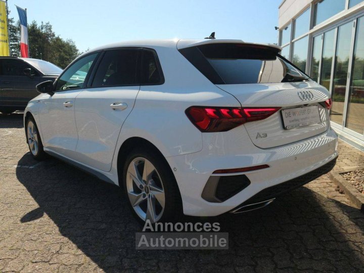 Audi A3 Sportback 40 TFSIe S line PANO MATRIX B&O RFK - 12