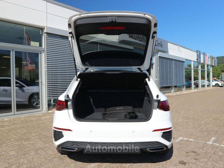 Audi A3 Sportback 40 TFSIe S line PANO MATRIX B&O RFK - 13