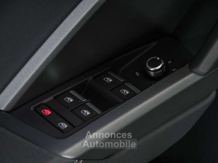 Audi Q3 Sportback 14 TFSI S-LINE 2024 BELGIAN CAR - 24