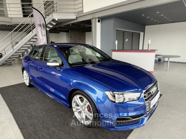 Audi S3 BERLINE 2,0 TFSI 300 QUATTRO GPS REGULATEUR ADAPTATIF KEYLESS FULL LED PARK ASSIST DRIVE SELECT J - 25