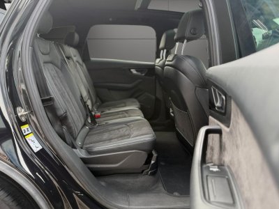Audi Q7  · 45 TDI 231ch quattro tiptronic · Noir métallisé · Toit panoramique · Caméras 360°   - 8
