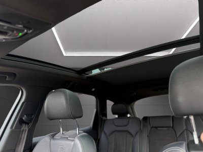 Audi Q7  · 45 TDI 231ch quattro tiptronic · Noir métallisé · Toit panoramique · Caméras 360°   - 9