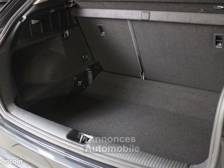 Audi Q2 35 TFSI 150CH BUSINESS LINE - 18