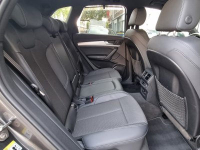 Audi Q5 II 55 TFSI e 367ch S line quattro S tronic 7   - 12