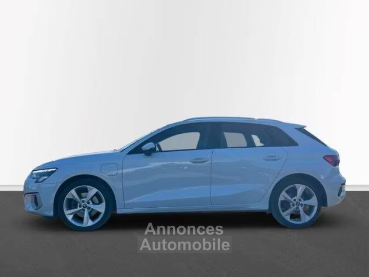 Audi A3 Sportback IV 40 TFSI e 204ch S line S tronic 6 - 5