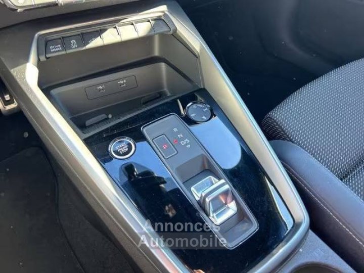 Audi A3 Sportback IV 40 TFSI e 204ch S line S tronic 6 - 12