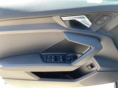 Audi A3 Sportback IV 35 TFSI 150ch S line   - 11