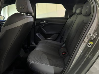 Audi A1 Sportback 30 TFSI 110 ch S tronic 7 S Line   - 4