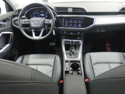 Audi Q3 35TFSi STronic   - 5
