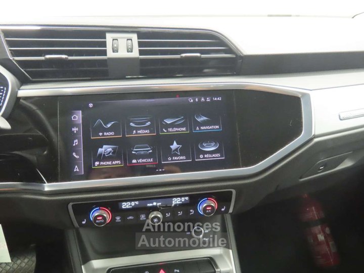 Audi Q3 35TFSi STronic - 12