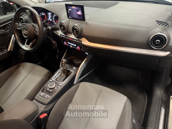 Audi Q2 10 TFSI 116 Ch S tronic Design *Full Black* - 8