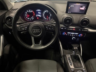 Audi Q2 10 TFSI 116 Ch S tronic Design *Full Black*   - 10