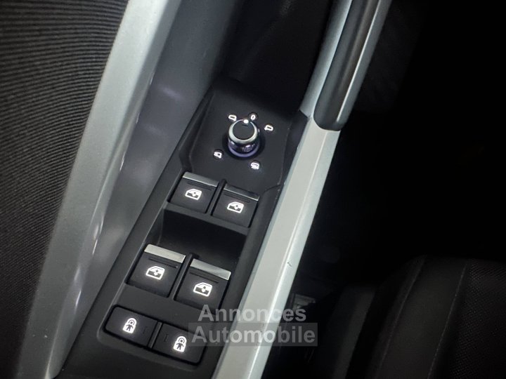 Audi Q3 II 35 TDI 150ch 124g Business line S tronic 7 - 33