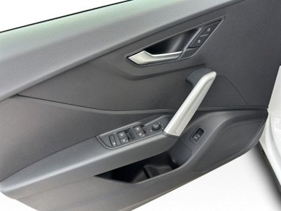 Audi Q2 30 TFSI Advanced BEHFRONT NAVI LED   - 10
