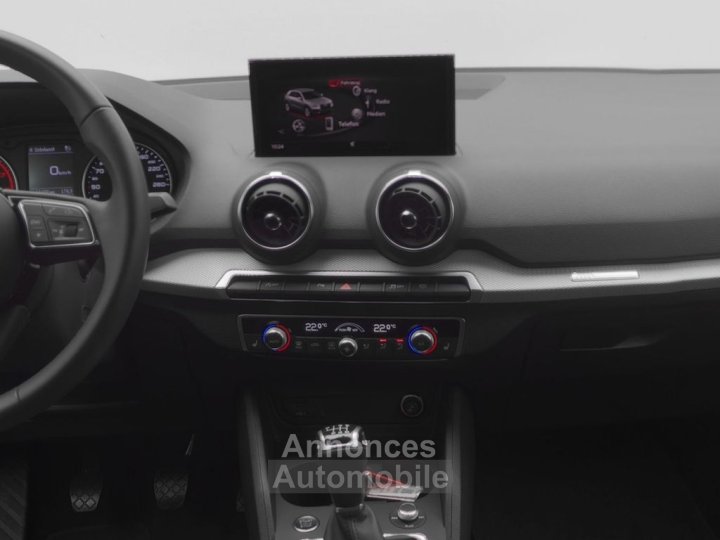 Audi Q2 30 TFSI LED PreSense R KAM DAB 17 - 8