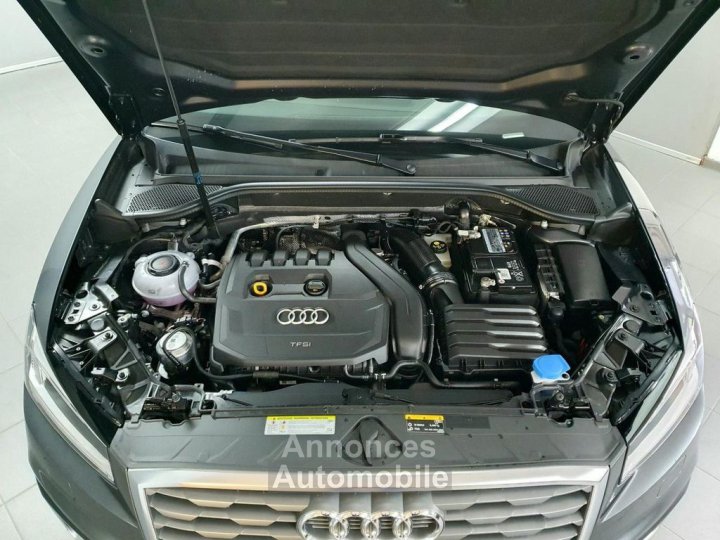 Audi Q2 35TFSI S tronic S line Panorama ACC - 11