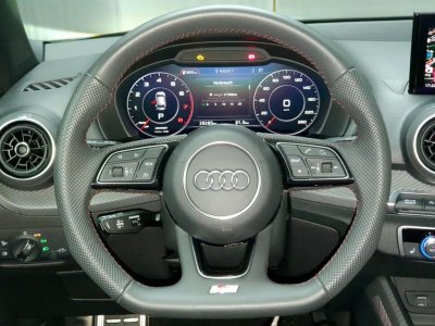 Audi Q2 35TFSI S tronic S line Panorama ACC   - 13