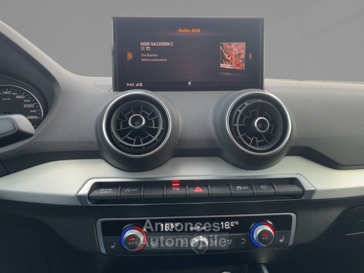 Audi Q2 35 TFSI S Line Kamera LED Navi DAB - 9
