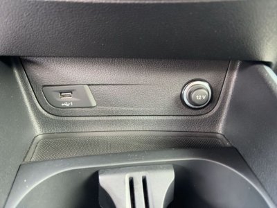 Audi Q2 35 TFSI S Line Kamera LED Navi DAB   - 12