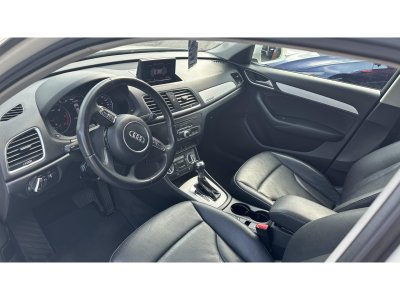 Audi Q3 Quattro 20 TDI DPF - 177 - BV S-tronic  Ambition Luxe   - 12