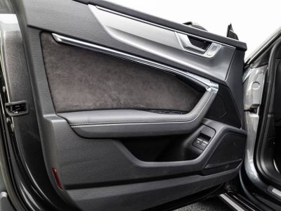 Audi A7 Sportback II 55 TFSIe 367ch Compétition quattro S tronic 7 Euro6d-T - 10