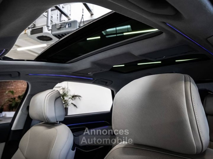 Audi A8 60 TFSI e 462ch Limousine quattro tiptronic 8 - 11