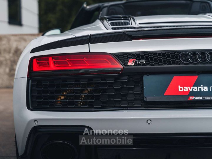 Audi R8 Spyder V10 Performance Quattro Suzuka Grey - 5