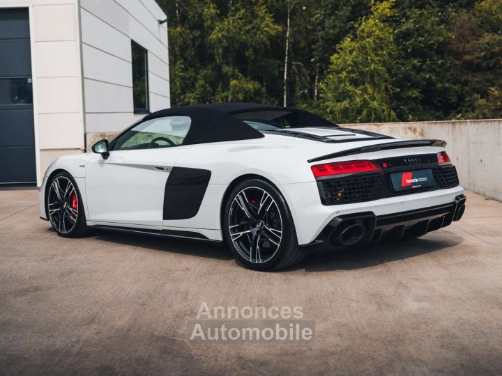Audi R8 Spyder V10 Performance Quattro Suzuka Grey - 18