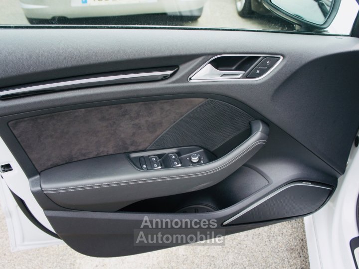 Audi RS3 SPORTBACK 25 TFSI 367 QUATTRO S TRONIC - 16